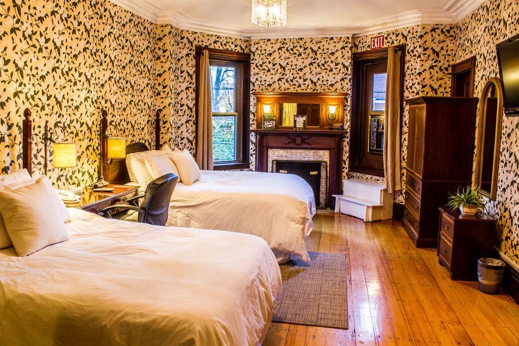 Beacon Inn 1087 Brookline Quarto foto